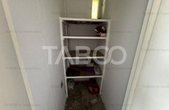 Apartament cu 3 camere 71 mpu si balcon pe Bulevardul Mihai Viteazul