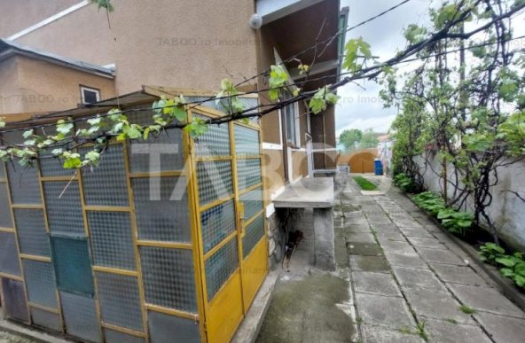 Casa la pret de apartament 4 camere 107 mp utili zona Centrala Sibiu