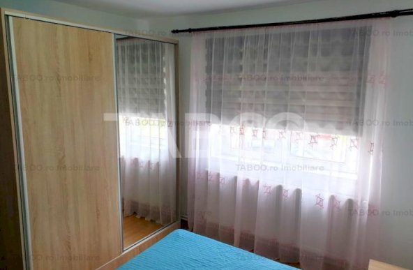 Apartament de inchiriat 3 camere Vasile Aaron disponibil imediat