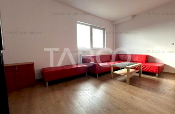 Mansarda 3 camere suprafata 71 mpu bucatarie inchisa zona Strand Sibiu