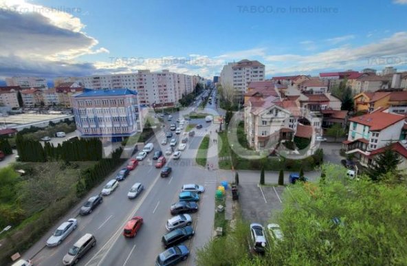 Apartament 3 camere 2 balcoane etaj intermediar Bd Mihai Viteazul 