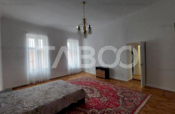 Apartament de inchiriat 93 mpu situat pe pietonala Nicolae Balcescu