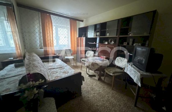 Comision 0% Apartament 4 camere 2 bai boxa la subsol etaj 3 Fagaras