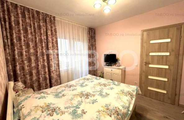 Apartament modern 3 camere decomandat 70 mpu 2 bai 2 balcoane in Sibiu