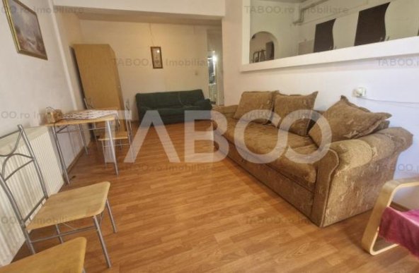 Apartament de inchiriat 2 camere 2 balcoane etaj 1 loc de parcare