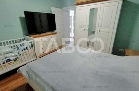 Apartament 2 camere decomandat renovat balcon pivnita Vasile Aaron