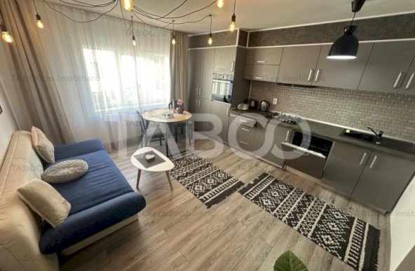 Apartament de vanzare 54 mpu curte si parcare privata Piata Cluj