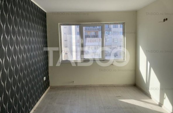 Apartament decomandat 4 camere 84 mpu 2 bai zona Mihai Viteazu Sibiu