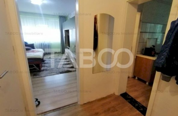 Apartament decomandat de vanzare 47 mpu mobilat renovat Rahovei Sibiu