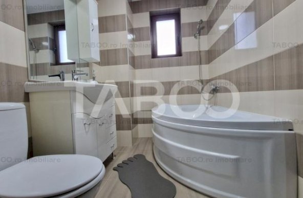 Apartament de închiriat 3 camere balcon parcare lift Doamna Stanca