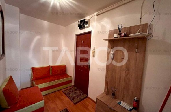 Apartament suprafata utila 49 mp bloc cu lift balcon in zona Rahovei