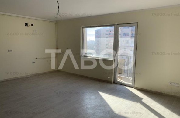 Apartament decomandat 3 camere 77 mpu 2 bai balcon zona Mihai Viteazu