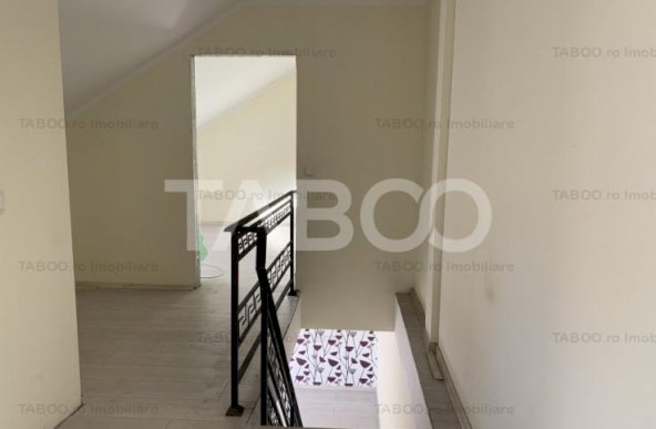 Apartament decomandat 3 camere 77 mpu 2 bai balcon zona Mihai Viteazu