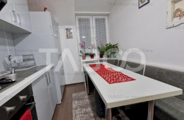 Apartament decomandat 2 camere balcon langa scoala Terezian