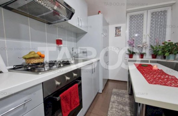 Apartament decomandat 2 camere balcon langa scoala Terezian