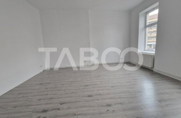 Spatiu de birouri de inchiriat zona centrala Sibiu 4 camere 100 mpu