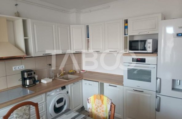 Apartament de vanzare cu 2 camere si balcon zona Siretului Sibiu