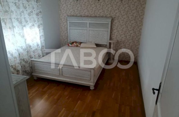 Apartament de vanzare cu 2 camere si balcon zona Siretului Sibiu