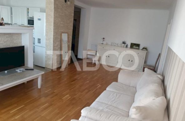 Apartament de vanzare cu 2 camere si balcon zona Siretului Sibiu