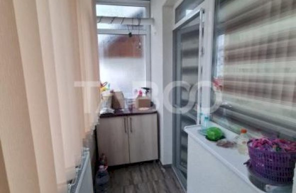 Apartament cu 3 camere balcon si parcare in zona Kaufland Arhitectilor