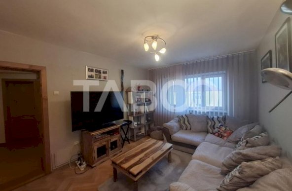 Apartament de vanzare 5 camere 138 mp utili zona Siretului Sibiu