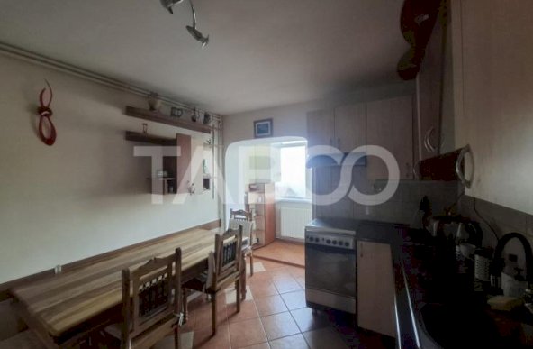 Apartament de vanzare 5 camere 138 mp utili zona Siretului Sibiu