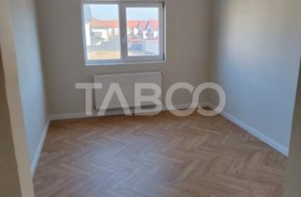 Apartament cu 3 camere de vanzare etaj 1 cu loc de parcare in Sibiu