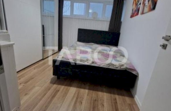 Apartament 3 camere 72 mp utili -balcon si parcare - zona Kogalniceanu