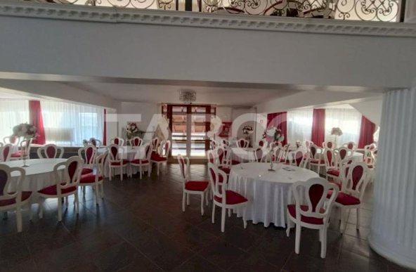 Spatiu pretabil sala evenimente 1000 mpu restaurant parcare Alba Iulia