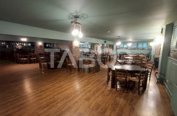 Spatiu pretabil sala evenimente 1000 mpu restaurant parcare Alba Iulia