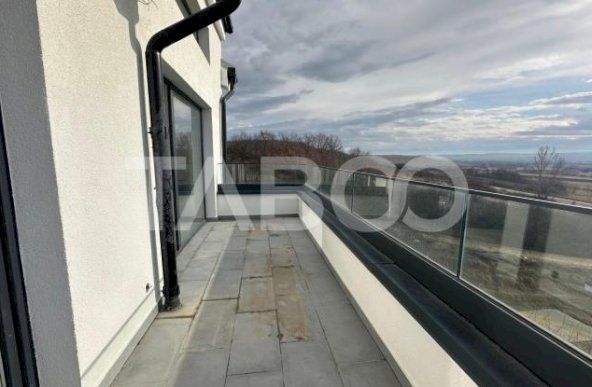 Aprtament 3 camere85 metri patrati utili balcon cu vedere spre munte