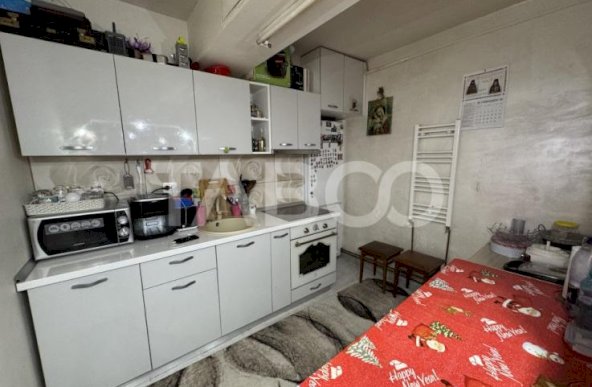 Apartament cu 2 camere 42 mpu cu pivnita langa Cedonia Sibiu