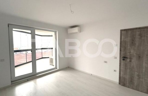 Apartament de vanzare cu 3 camere 2 bai 2 balcoane loc parcare Sibiu