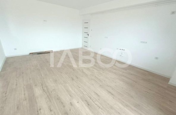 Apartament 3 camere 63 mp cu incalzire in pardosea - balcon si parcare