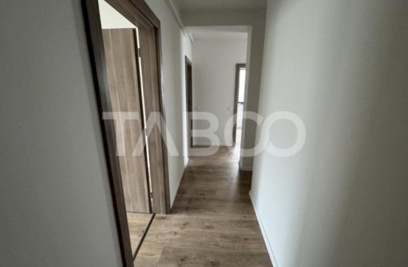 Apartament 3 camere 2 bai 72 mpu cu balcon de 15 mp si loc parcare