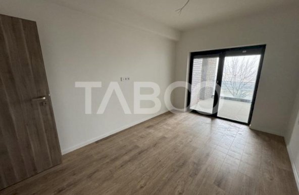 Apartament 3 camere 2 bai 72 mpu cu balcon de 15 mp si loc parcare