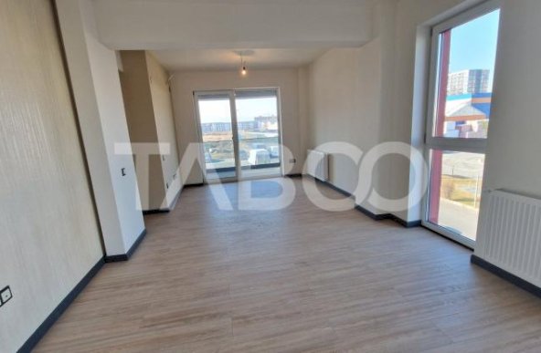 Apartament 2 camere de vanzare etajul 1 cu 2 parcari Doamna Stanca