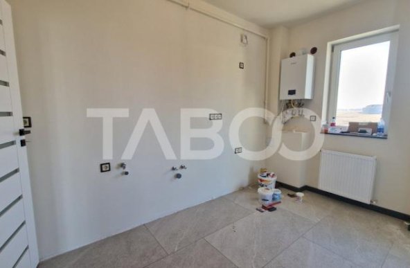 Apartament 2 camere de vanzare etajul 1 cu 2 parcari Doamna Stanca