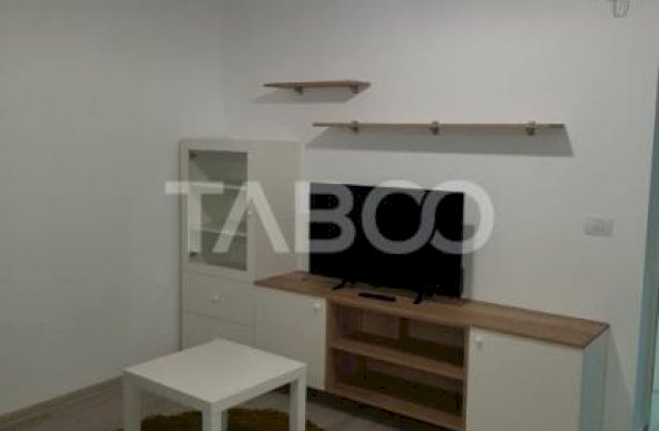 Apartament 2 camere de vanzare decomandat 47 mp zona Tractorul