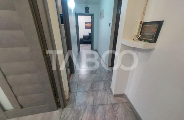 Apartament de vanzare 2 camere decomandate debara camara pivnita Sibiu