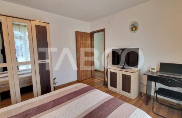 Apartament de vanzare cu 3 camere etajul 1 la intrare in Arhitectilor