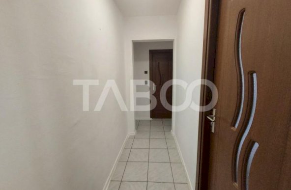 EXCLUSIVITATE - COMISION 0 - Apartament de vanzare 3 camere Sibiu