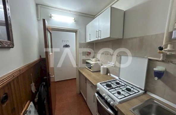 Apartament cu 2 camere de inchiriat la parter in zona Rahovei