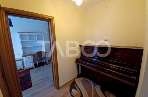 Apartament cu 3 camere modern renovat etajul 1 Centrul de Afaceri