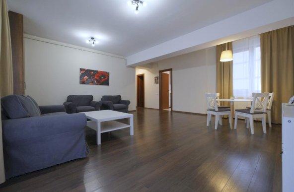 PIATA ALBA IULIA (adiacent), apartament 2 camere 79 mp. - Lux in bloc 2010