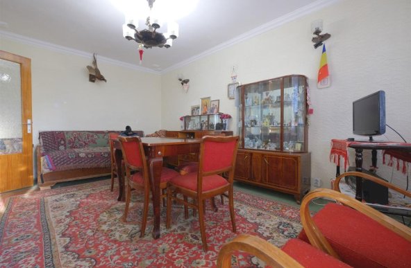 Sos. Colentina - Obor, apartament 2 camere decomandate, etaj 5