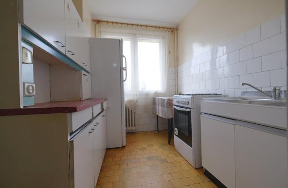 Sos. Colentina - Obor, apartament 2 camere decomandate, etaj 5