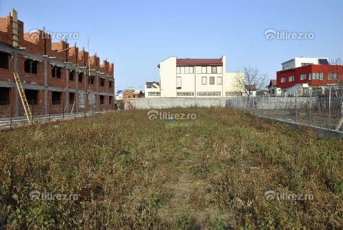 VANATOR DE TERENURI: Unde gasesc cel mai ieftin teren de casa?