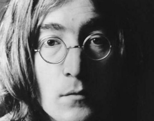 Insula lui John Lennon, scoasa la vanzare pentru 300.000 de euro