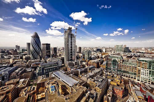 Investitiile chinezilor pe piata imobiliara din Londra continua